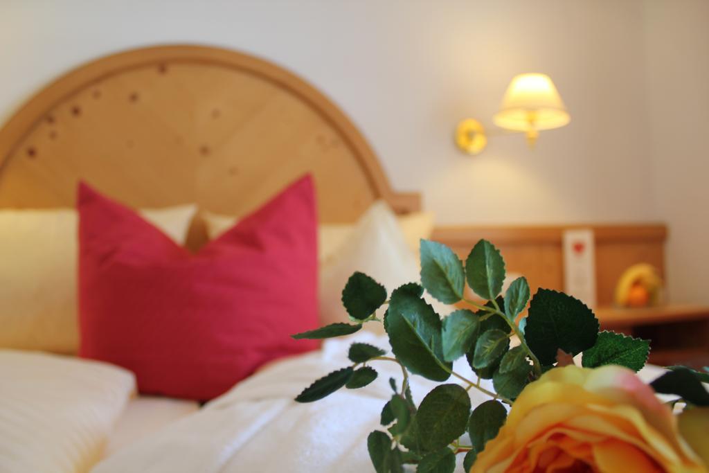 Landhotel Berghof Bad Hindelang Quarto foto